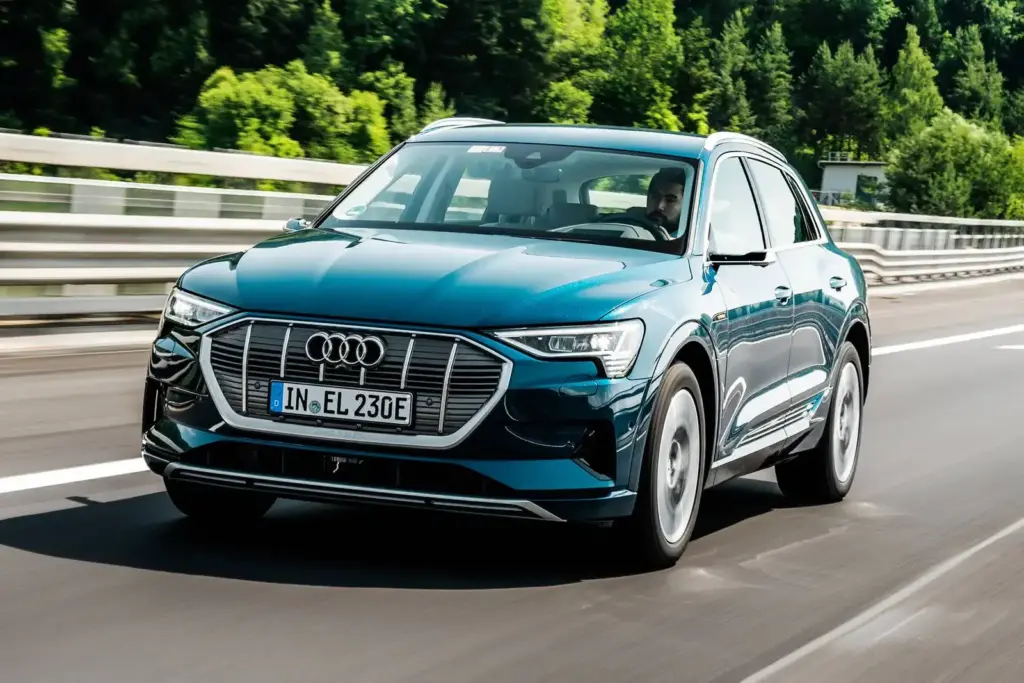 2023 Audi Q8 e-tron Review, Pricing and Specs 3 autvex com 10