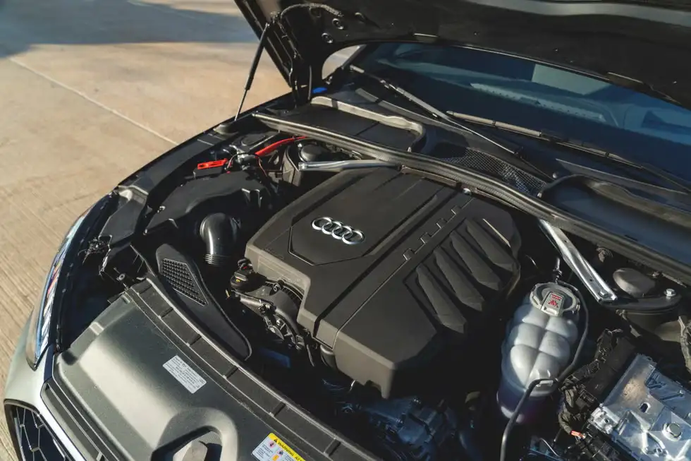 2021 Audi A4 Review, Pricing and Specs 10 autvex com 166