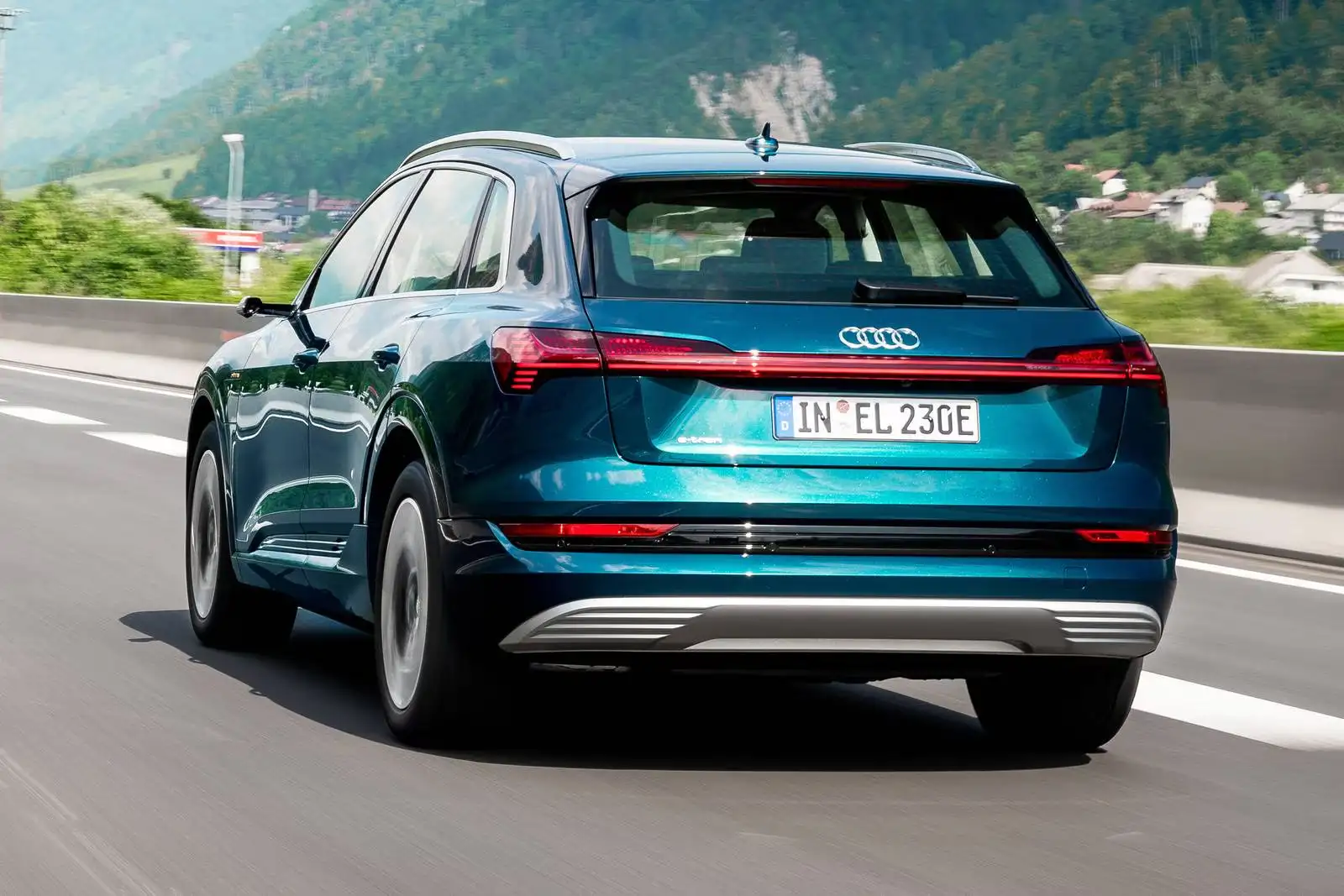 2023 Audi e-tron Review: Price, Range, Performance
