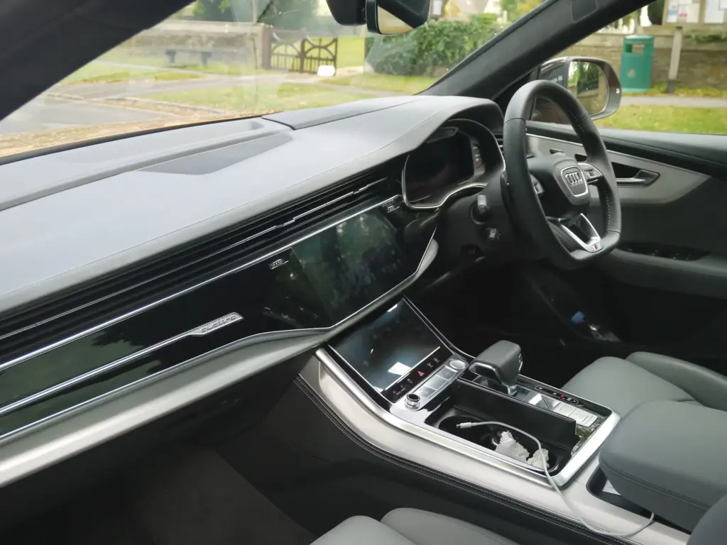 2019 Audi Q8 Review, Pricing and Specs 6 autvex com 268
