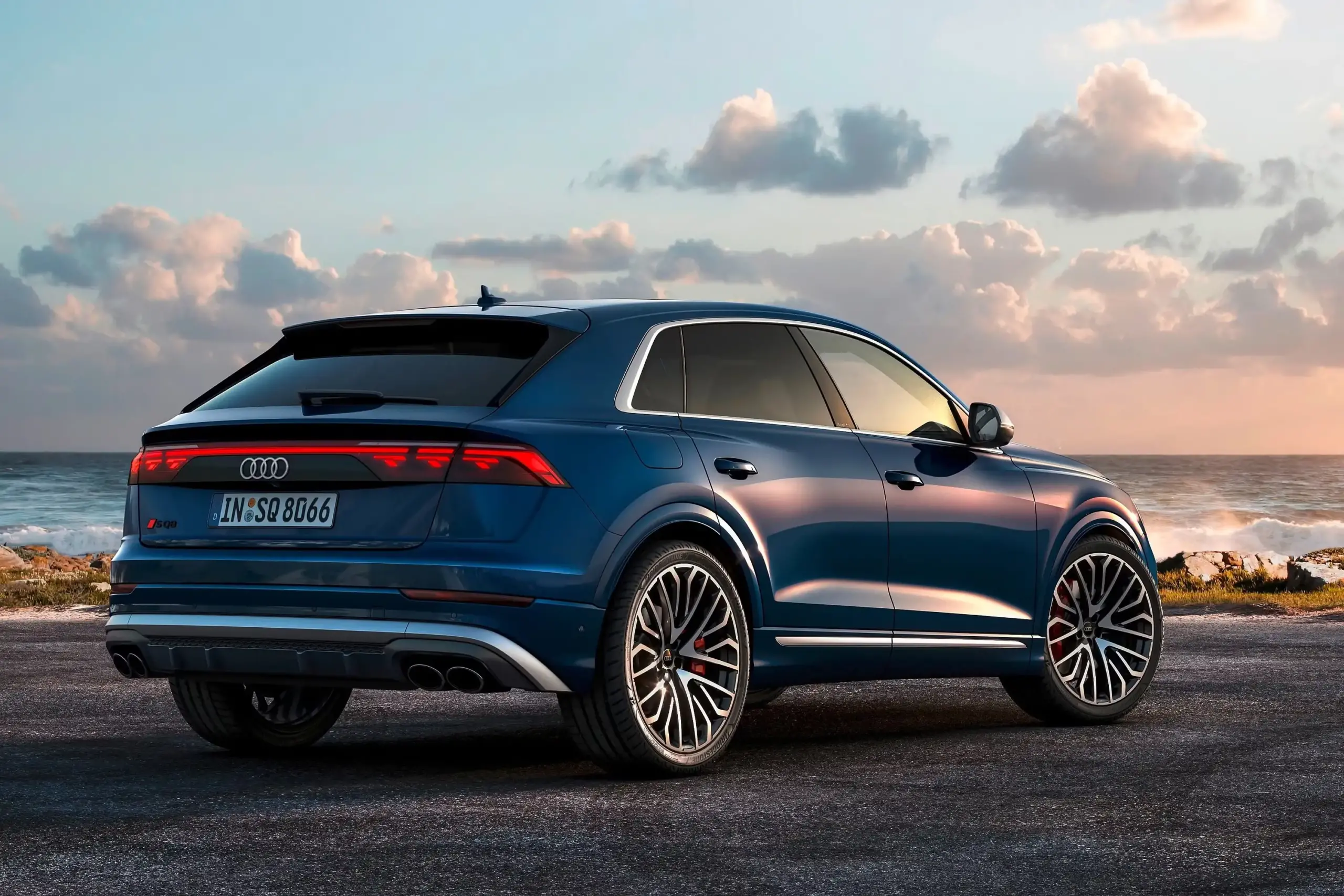 2025 Audi SQ8 Review: Price, Range, Performance