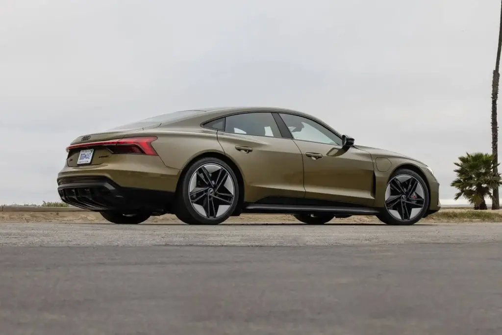 2024 Audi e-tron GT Review, Pricing and Specs 3 autvex com 313