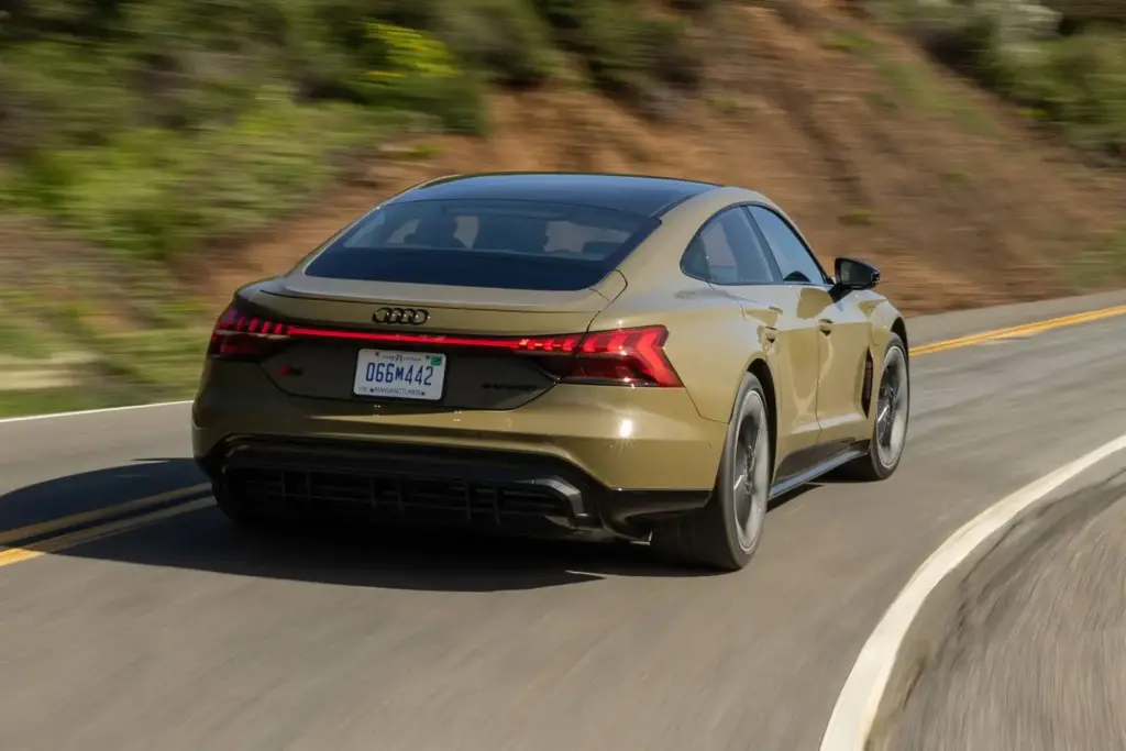 2024 Audi e-tron GT Review, Pricing and Specs 4 autvex com 314