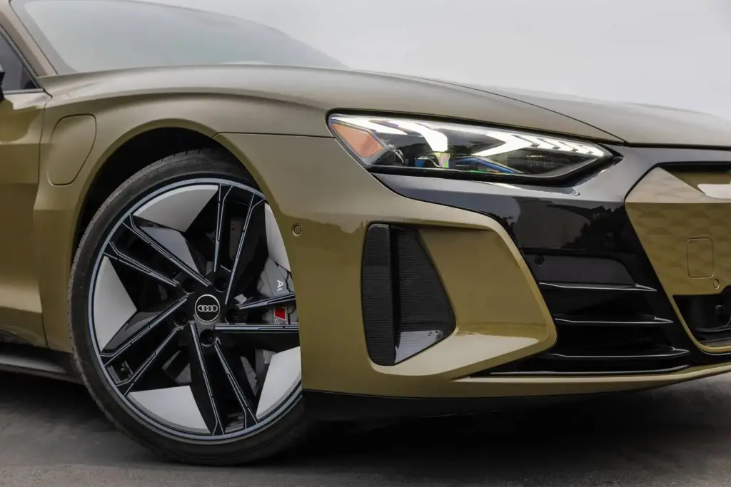 2024 Audi e-tron GT Review, Pricing and Specs 5 autvex com 315