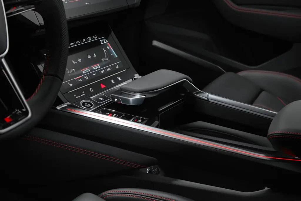 2025 Audi Q8 e-tron Review, Pricing and Specs 7 autvex com 393