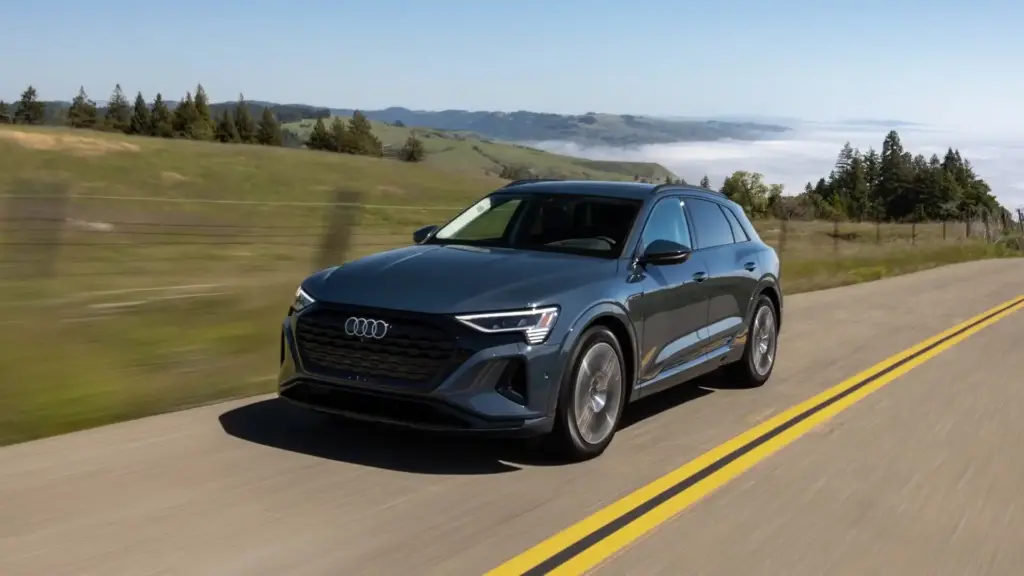 2024 Audi Q8 e-tron Review, Pricing and Specs 2 autvex com 395