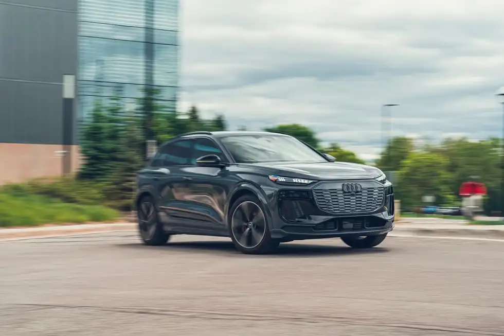 2025 Audi SQ6 e-tron Review, Pricing and Specs 3 autvex com 408
