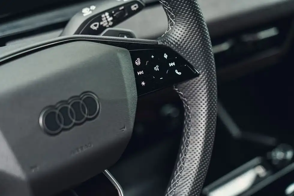 2025 Audi SQ6 e-tron Review, Pricing and Specs 8 autvex com 413