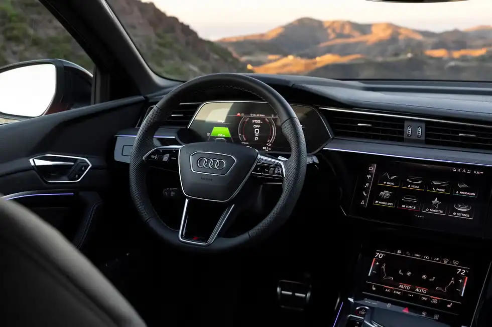 2025 Audi SQ8 e-tron Review, Pricing and Specs 5 autvex com 419