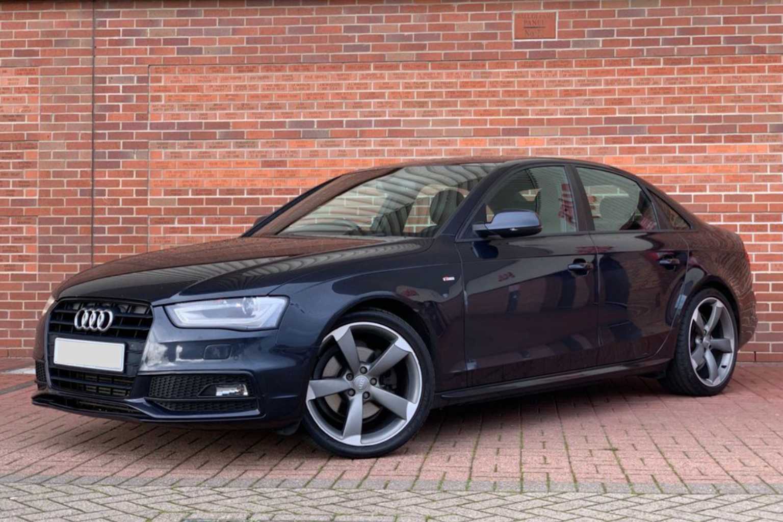 Audi A4 Years to Avoid: Complete Buyer's Guide 2025 4 A black Audi A4 B8.5 sedan showcasing the facelifted exterior design, relevant to discussions on reliability of 2013 models.