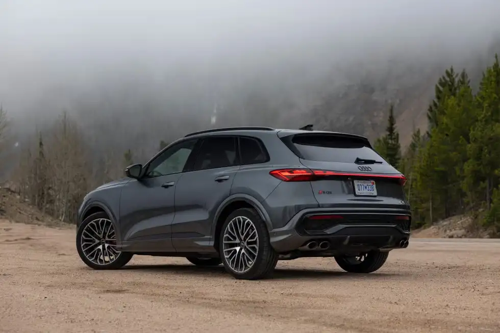 2025 Audi SQ5 Review, Pricing and Specs 4 autvex com 54