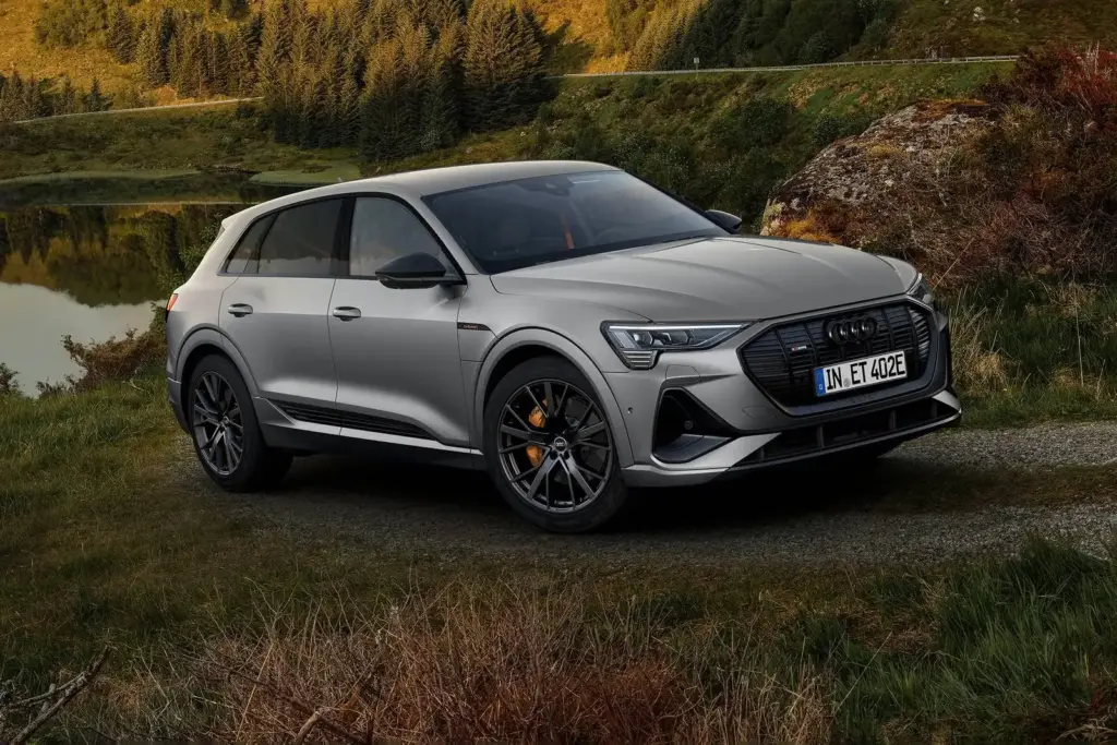 2022 Audi e-tron Review: Worth Buying or Skip? 3 image 150