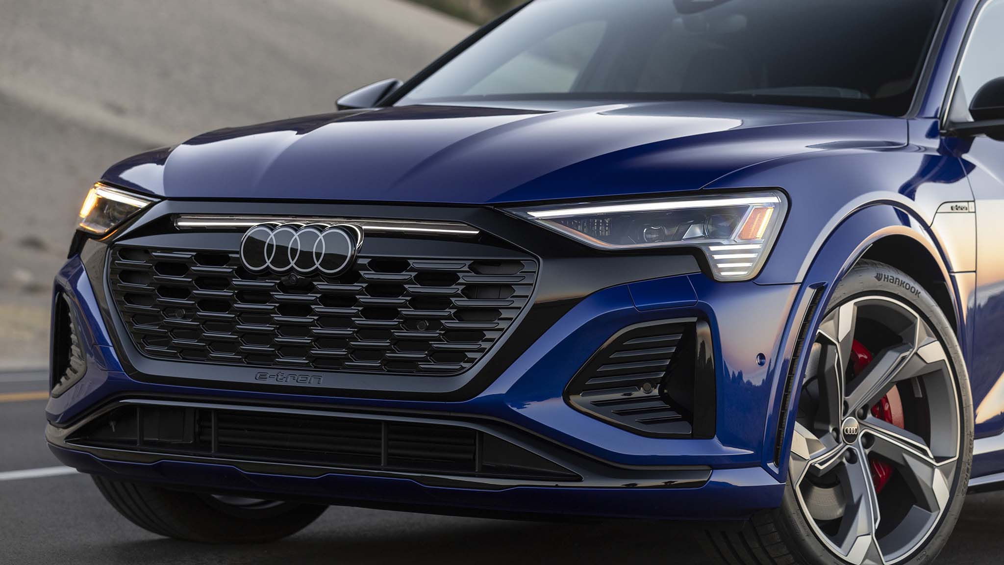 2024 Audi SQ8 e-tron Review: Buy or Skip? 8 008 2024 audi sq8 e tron grille