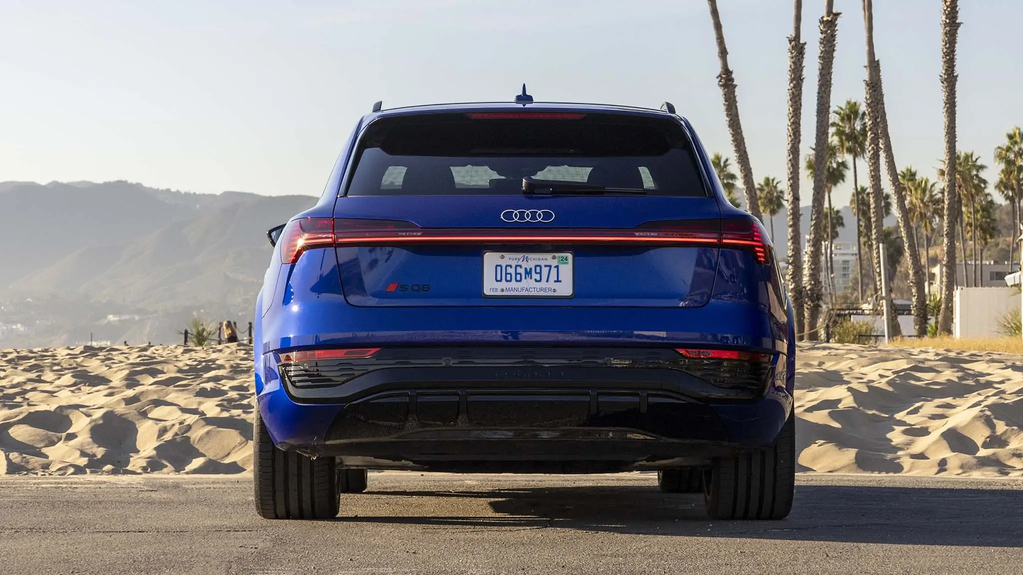 2024 Audi SQ8 e-tron Review: Price, Range, Performance 3 025 2024 audi sq8 e tron rear view