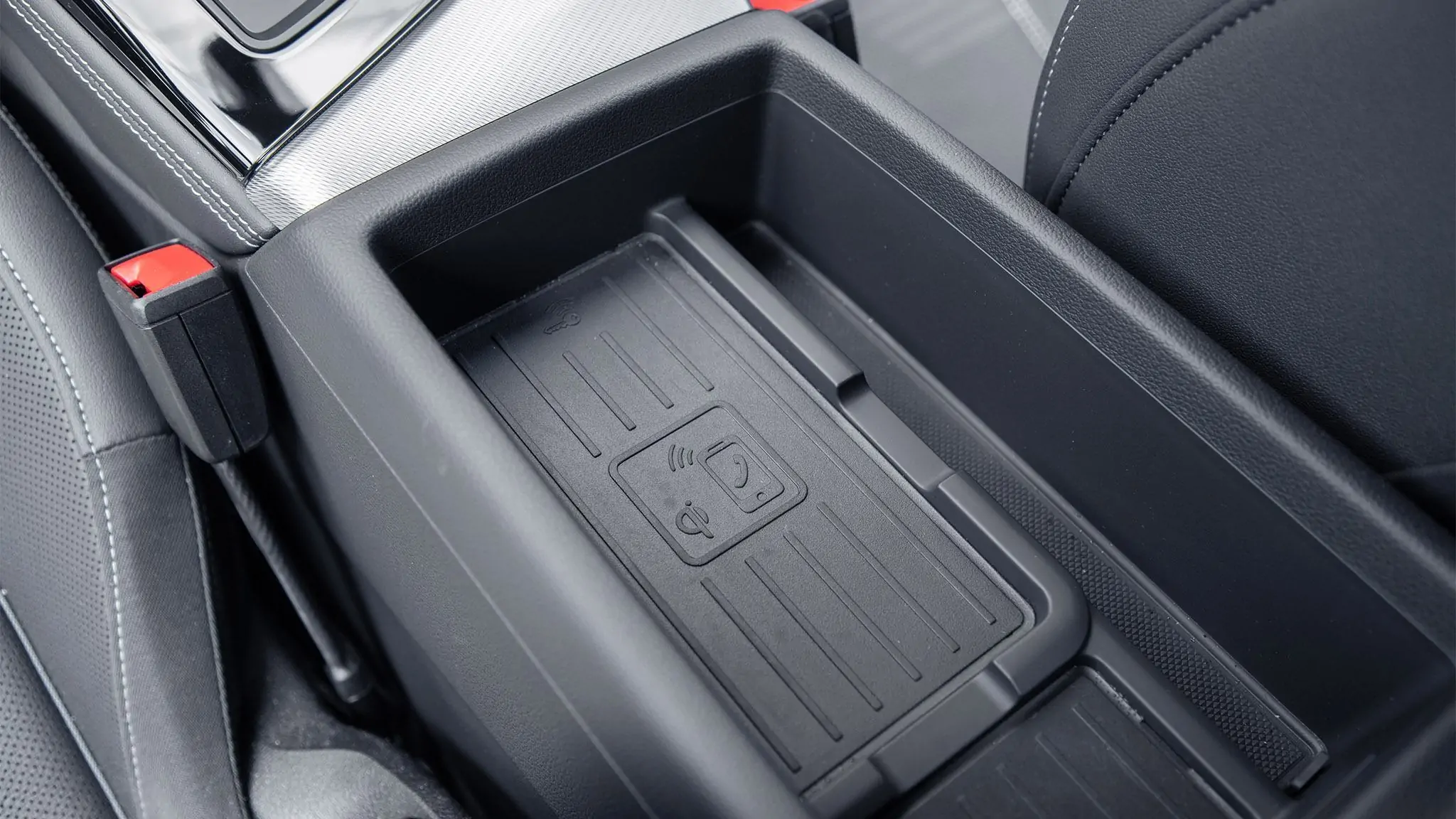 2023 Audi A4 Review: Price, Range, Performance 9 2023 Audi A4 interior 78