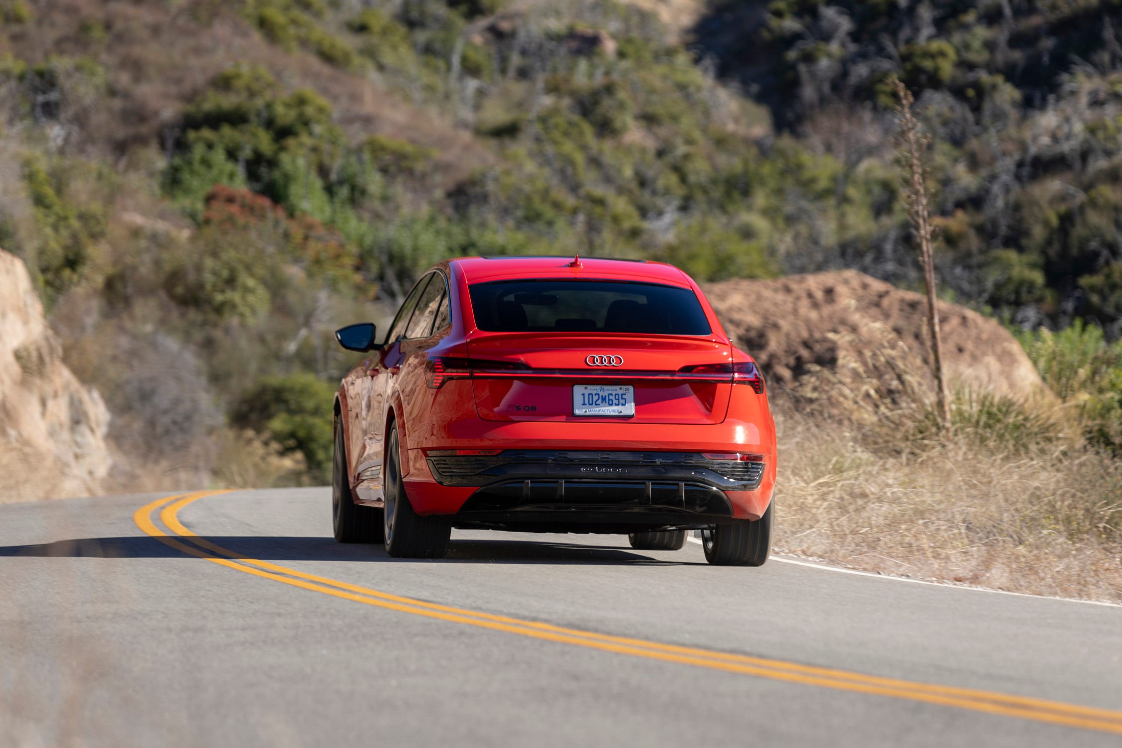 2025 Audi SQ8 e-tron Review: Worth Buying? 4 2024 audi sq8 e tron 112 6557be42cdd25