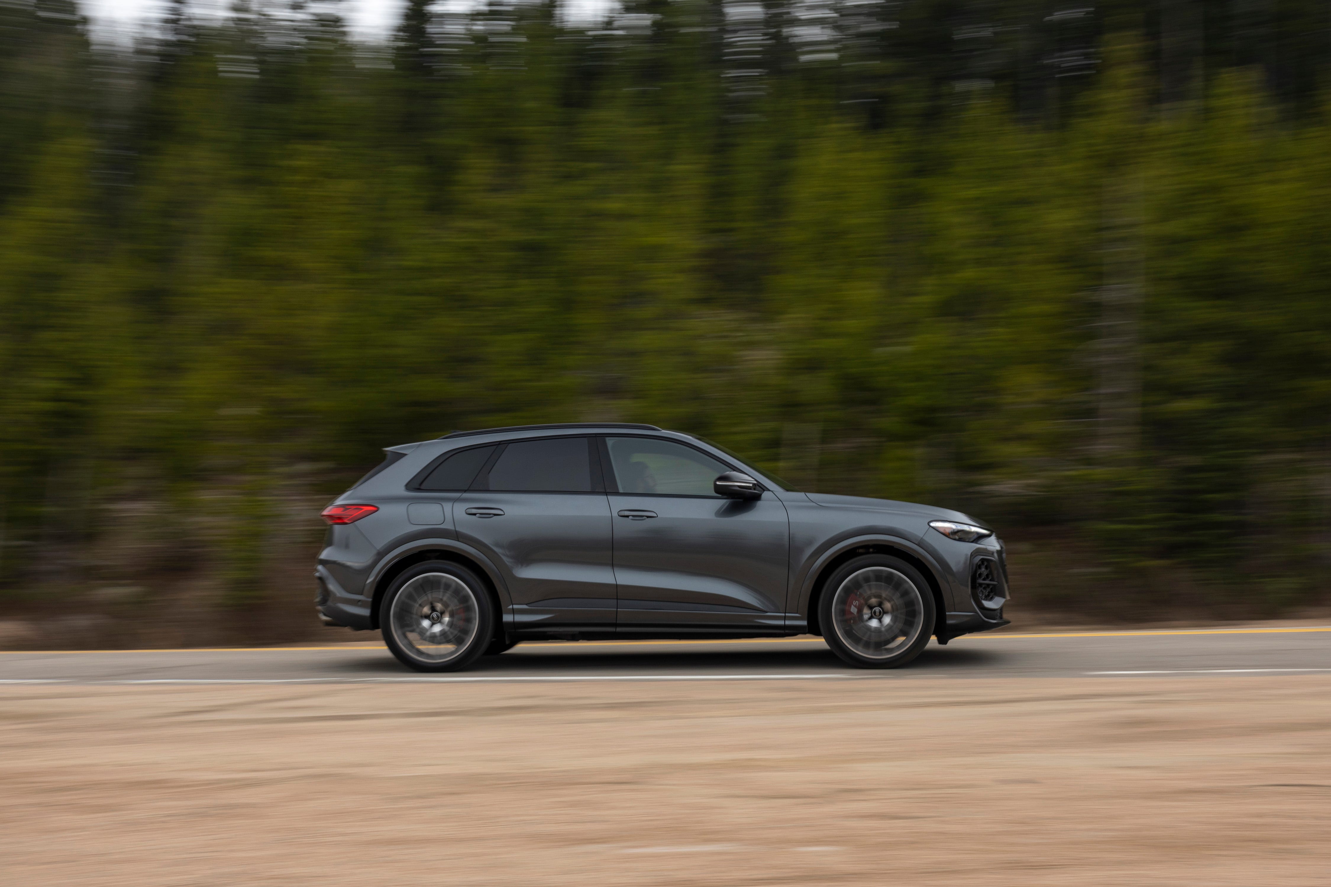 2025 Audi SQ5 Review: Complete Performance SUV Guide 10 2025 audi sq5 7783 684736495037c