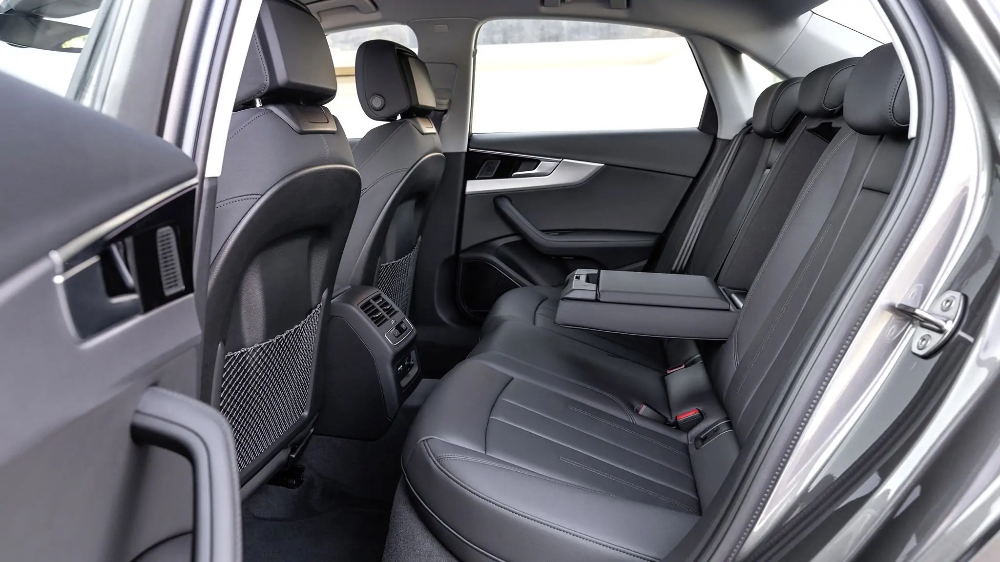 2024 Audi A4 Review: Price, Range, Performance 9 9 2024 Audi A4 interior