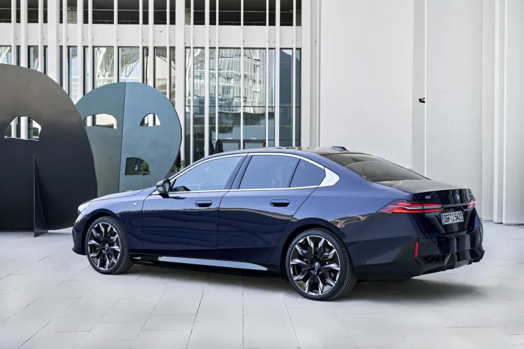 2026 BMW 5-Series Review: Worth Buying? 9 P90523046 highRes the bmw i5 edrive40
