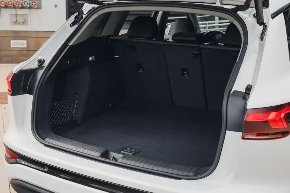 2026 Audi S6 e-tron Review: Worth Buying or Skip? 12 image 110