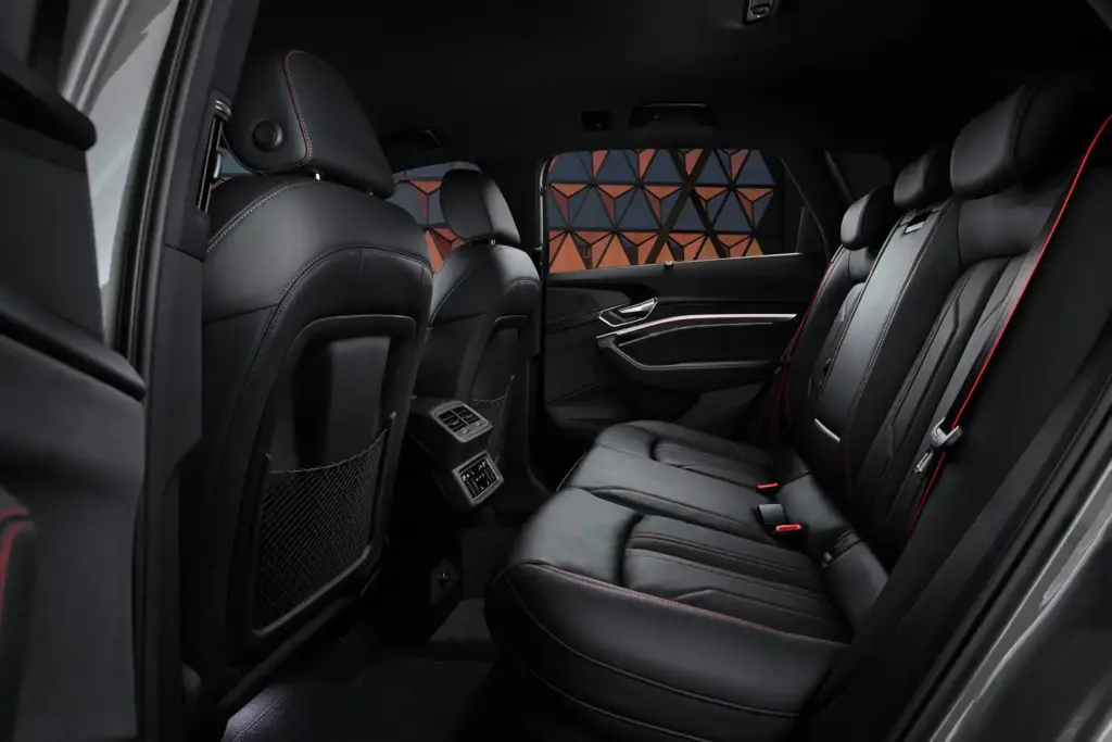 2024 Audi Q8 e-tron Review: Worth Buying or Skip? 10 image 141