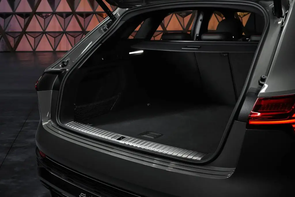 2024 Audi Q8 e-tron Review: Worth Buying or Skip? 12 image 143