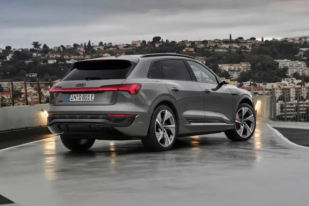 2024 Audi Q8 e-tron Review: Worth Buying or Skip? 13 image 144