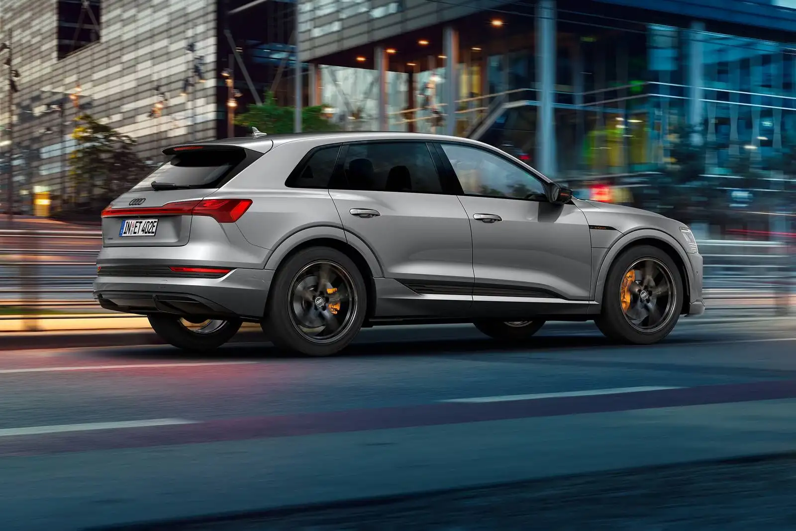 2022 Audi e-tron Review: Price, Range, Performance