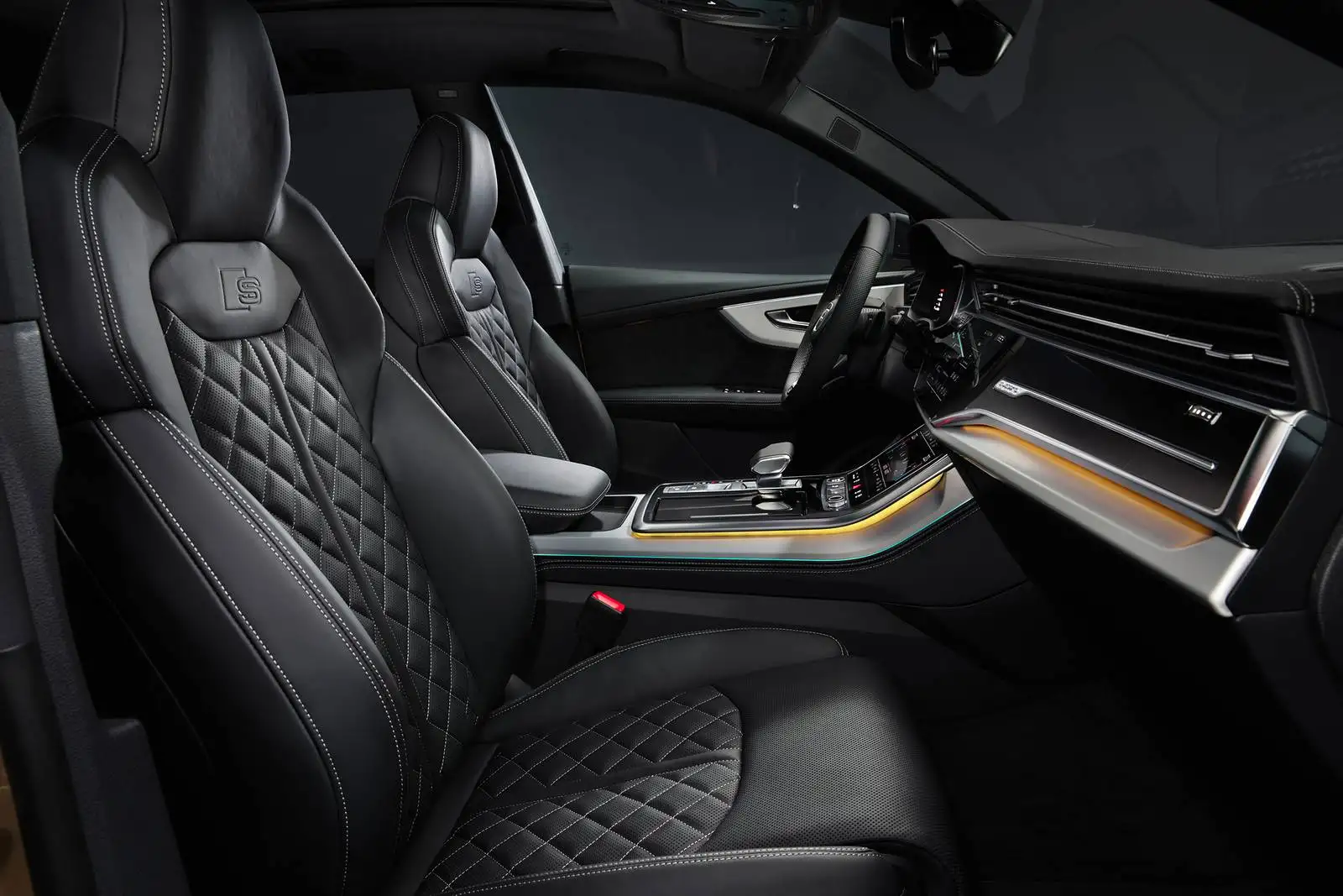 2024 Audi Q8 Review: Price, Range, Performance