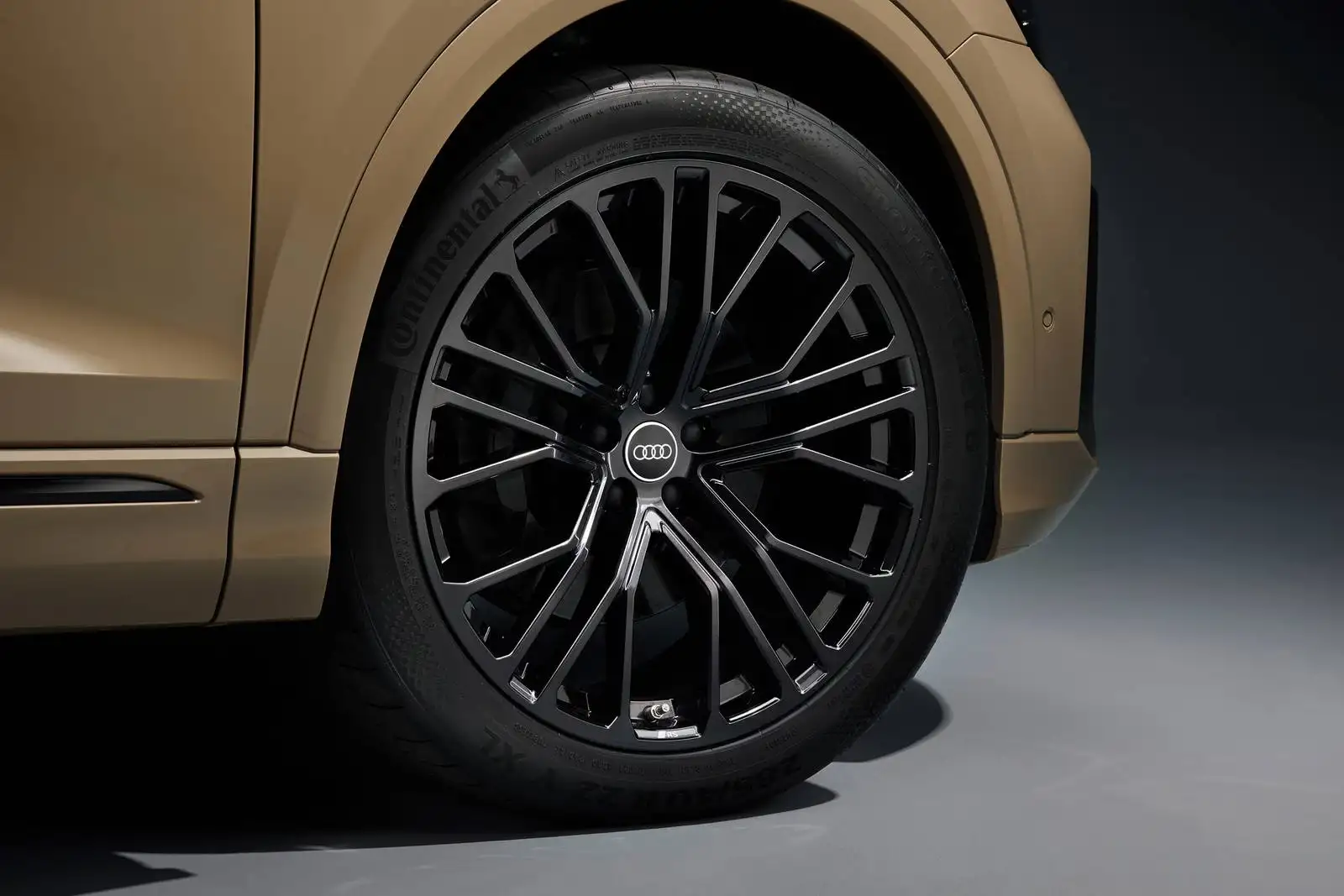 2024 Audi Q8 Review: Price, Range, Performance