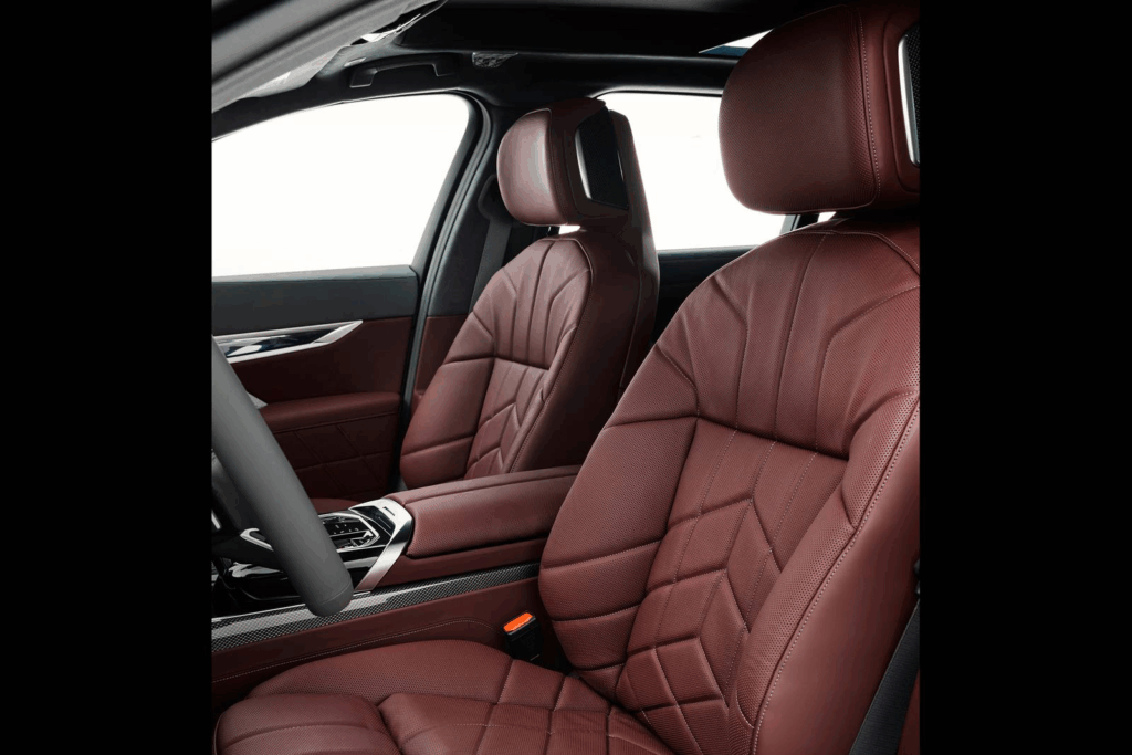 2025 BMW 7-Series Review: Luxury Worth It? 10 image 19