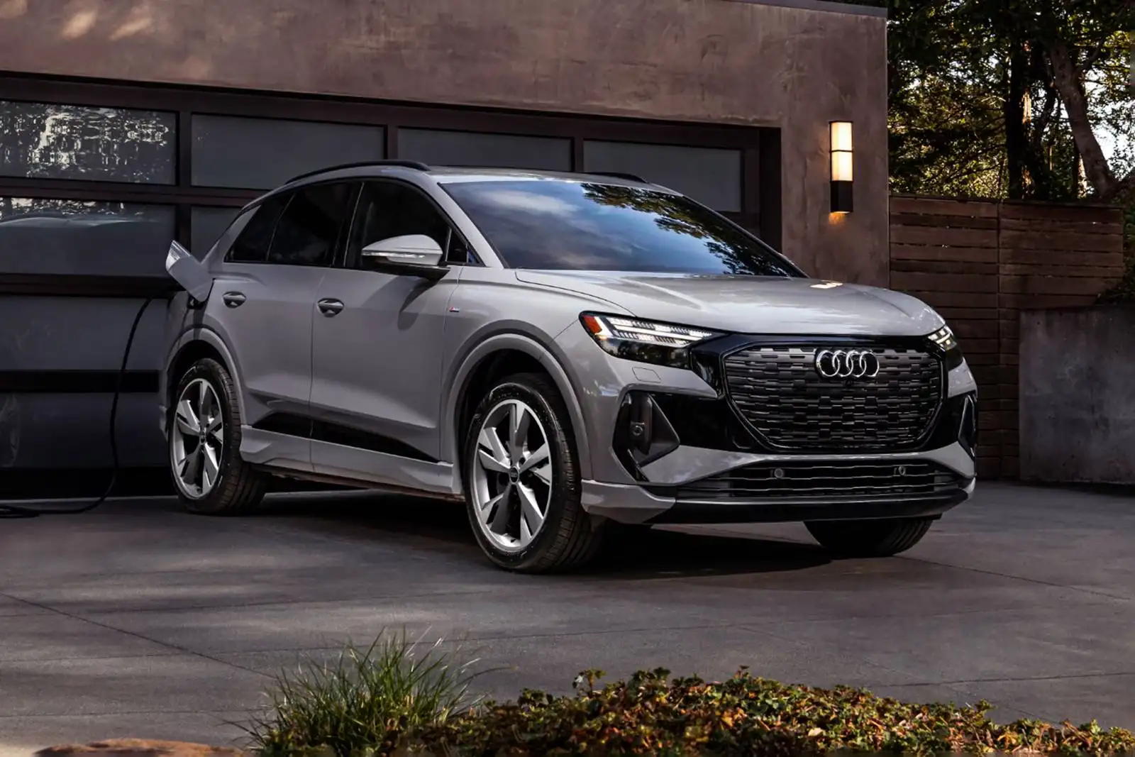 2025 Audi Q4 e-tron Review: Price, Range, Performance