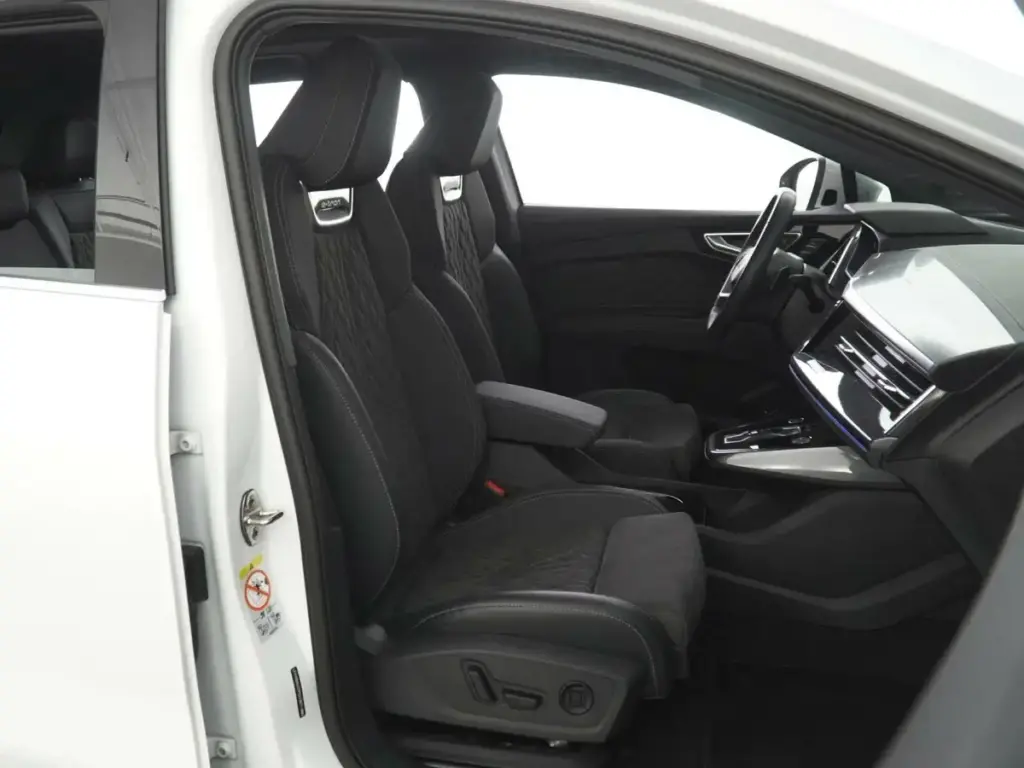 2023 Audi Q4 e-tron Review: Buy or Skip? 7 image 260