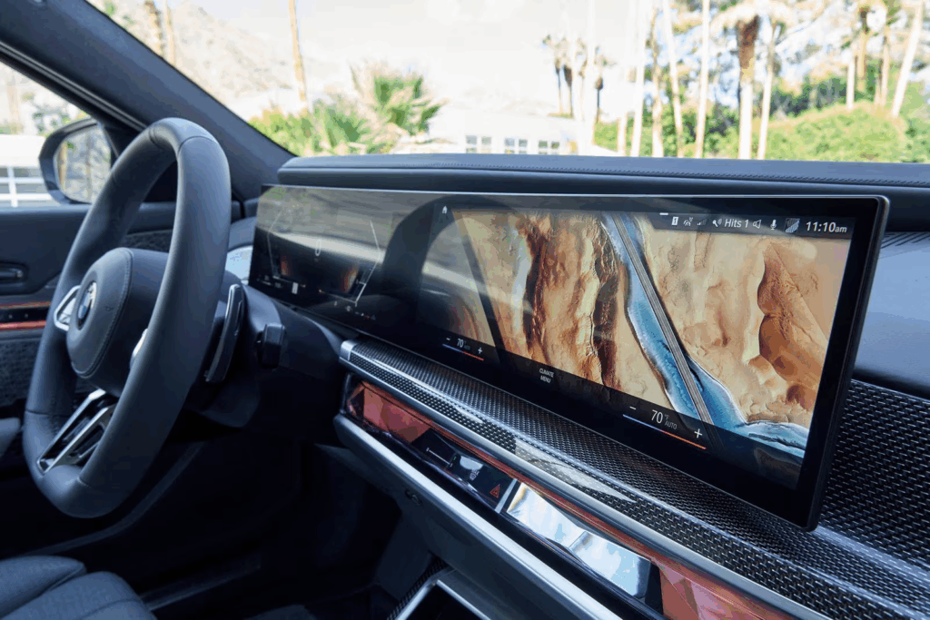 2024 BMW 7-Series Review: Worth the Upgrade? 8 image 28