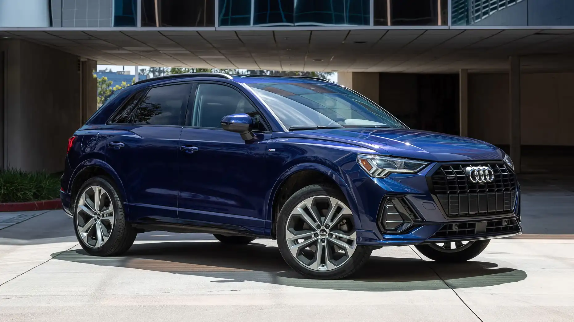 2025 Audi Q3 Review: Price, Range, Performance