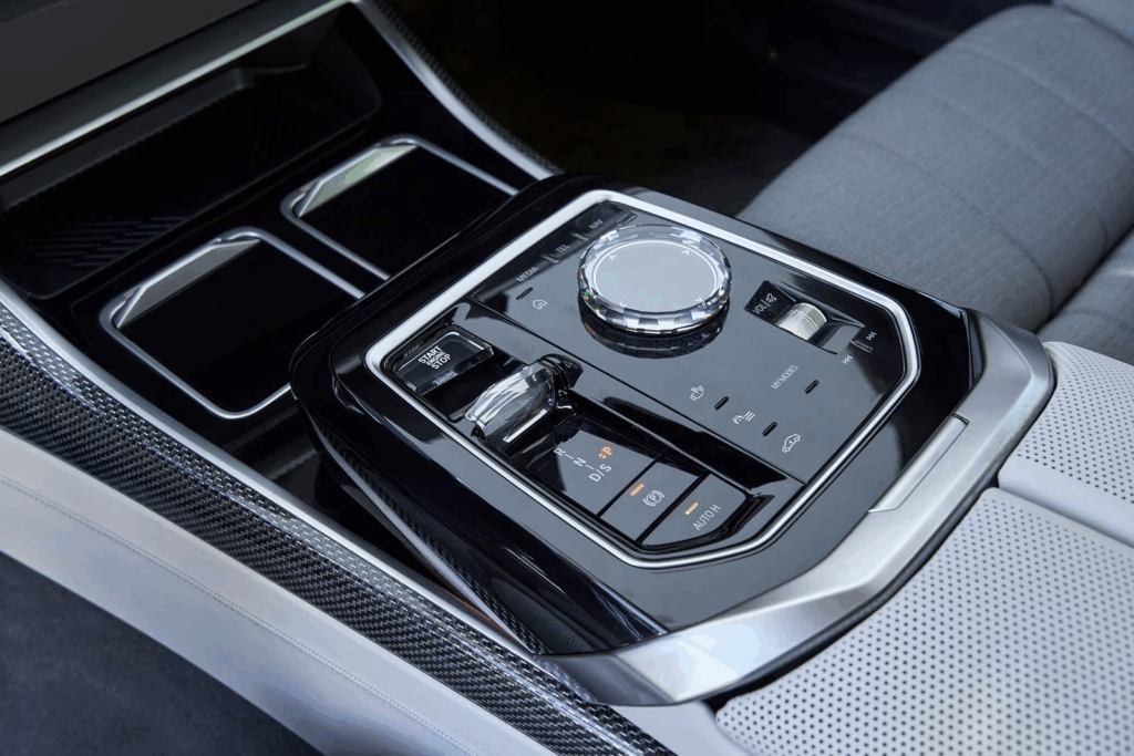 2024 BMW 7-Series Review: Worth the Upgrade? 11 image 31