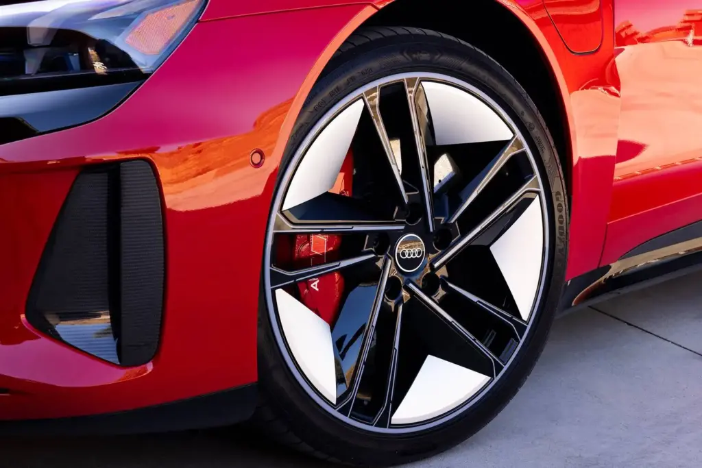 2022 Audi e-tron GT Review: Worth Buying? 15 image 319