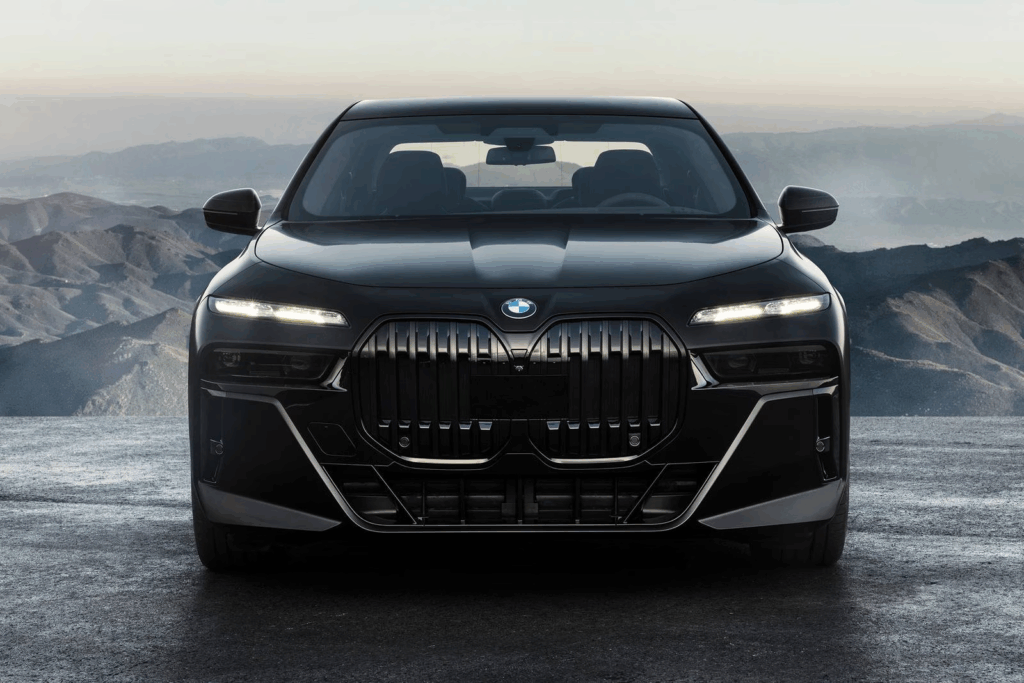 2024 BMW 7-Series Review: Worth the Upgrade? 13 image 33