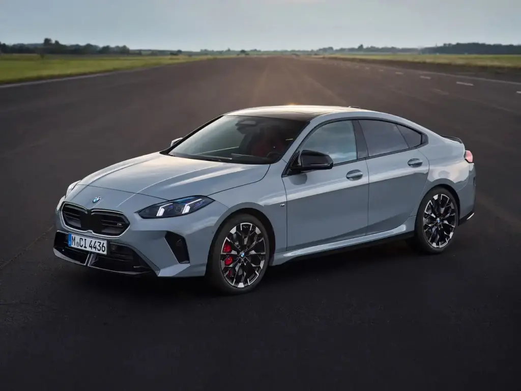 2025 BMW 2-Series Review: Worth Your Money? 3 image 570