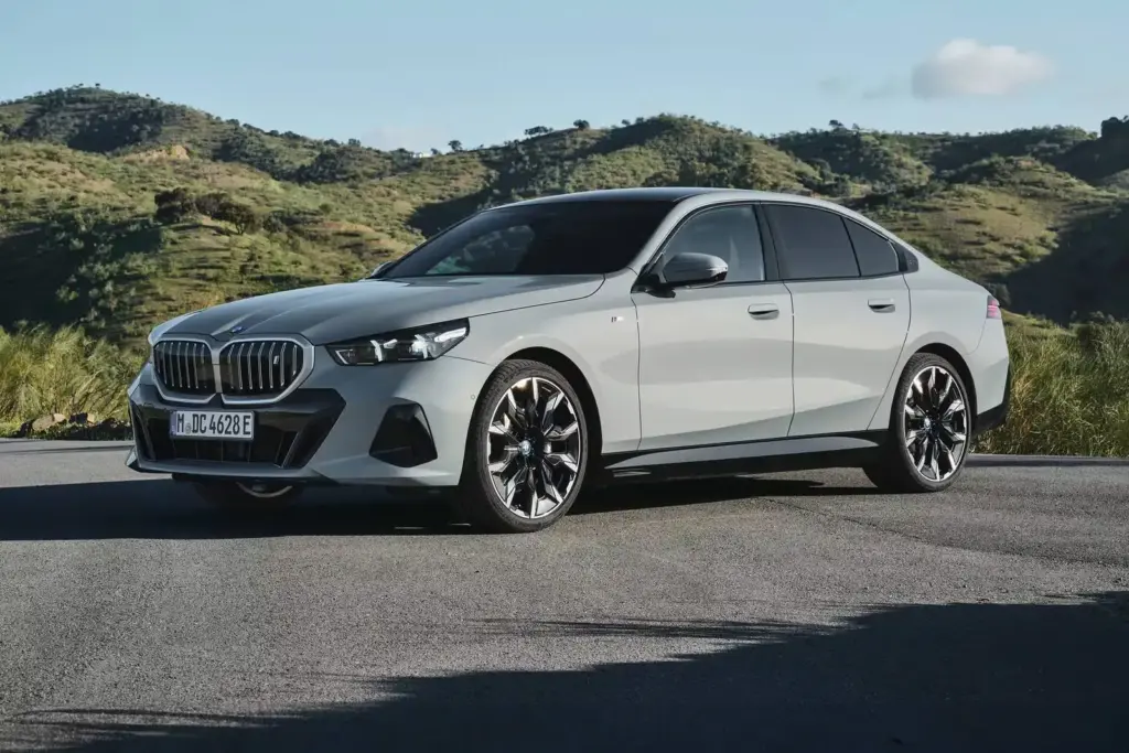 2026 BMW i5 Review: Luxury EV Worth It? 3 image 85 114