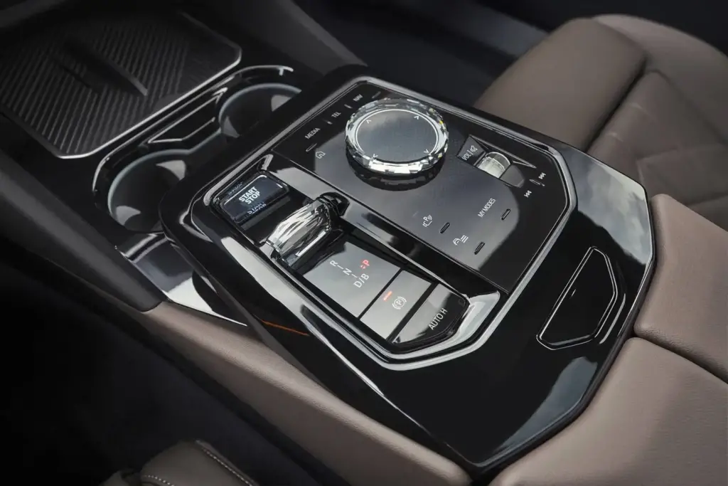 2026 BMW i5 Review: Luxury EV Worth It? 8 image 85 119