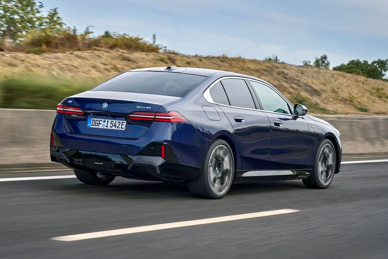 2025 BMW i5 Review: Price, Range, Performance