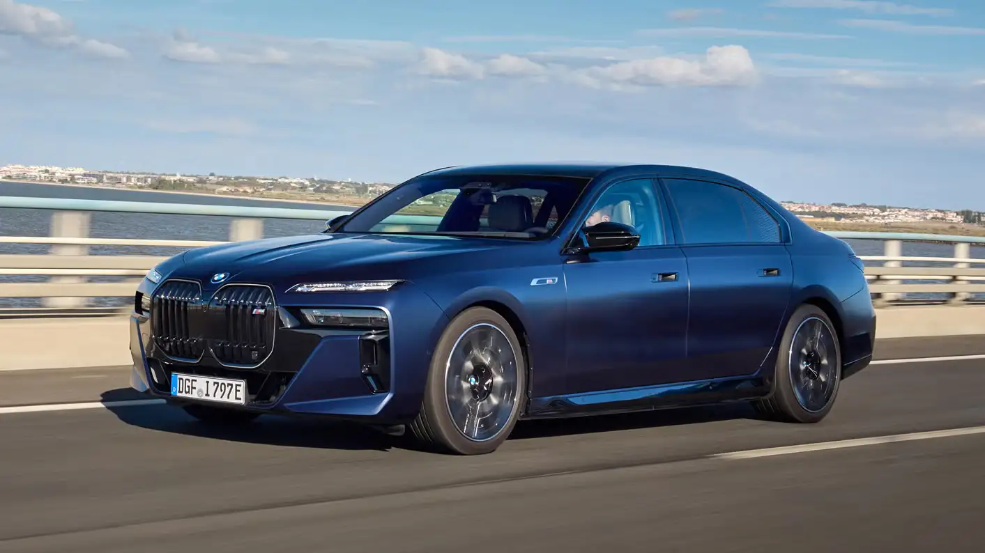 2025 BMW i7 Review: Price, Range, Performance