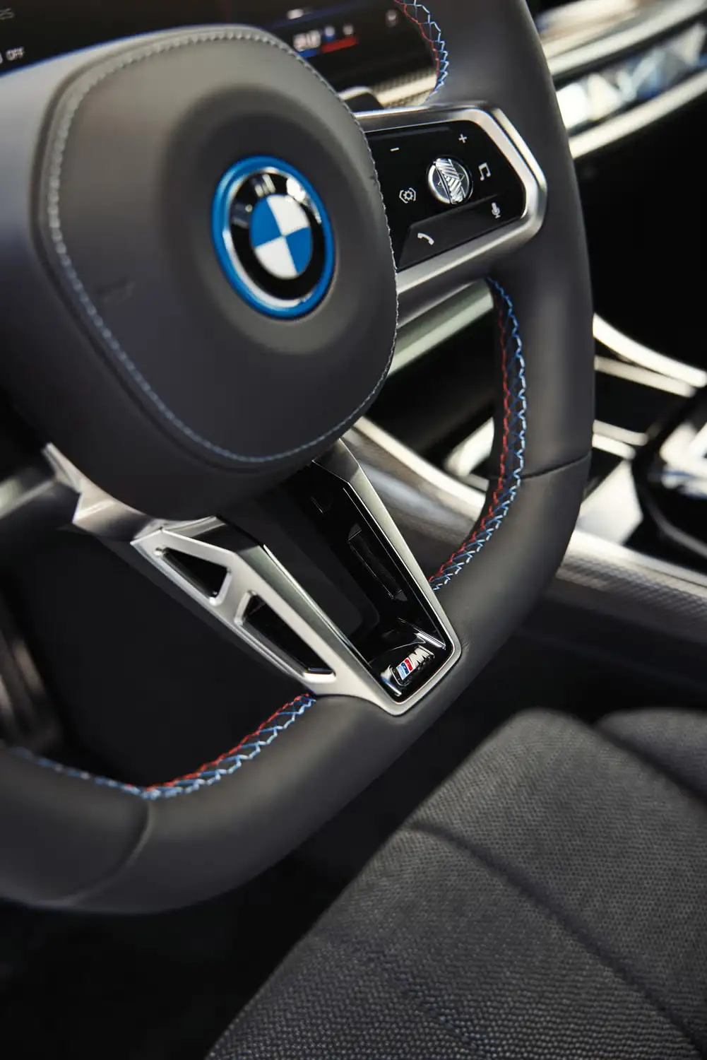 2024 BMW i7 Review: Price, Range, Performance
