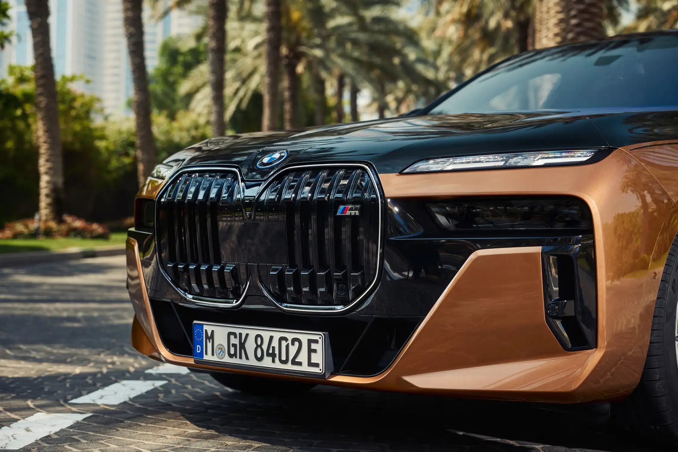2024 BMW i7 Review: Price, Range, Performance
