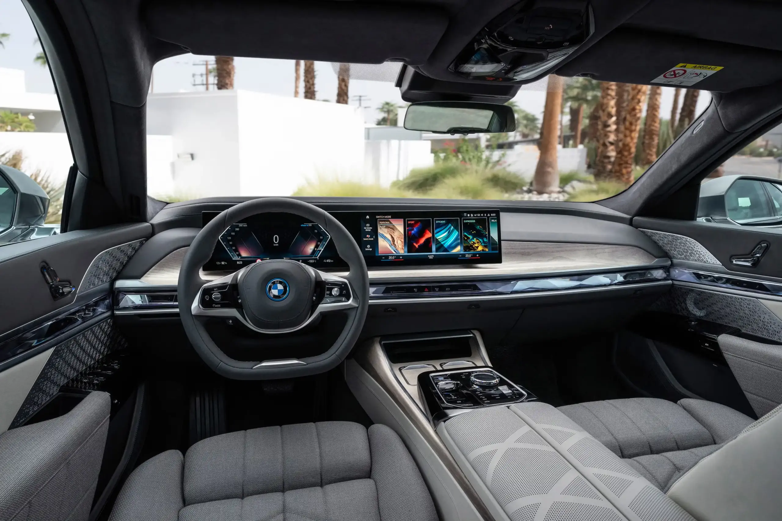 2023 BMW i7 Review: Price, Range, Performance