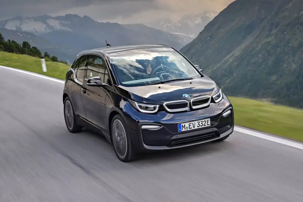 2021 BMW i3 Review: Worth It Used? 4 image 85 55