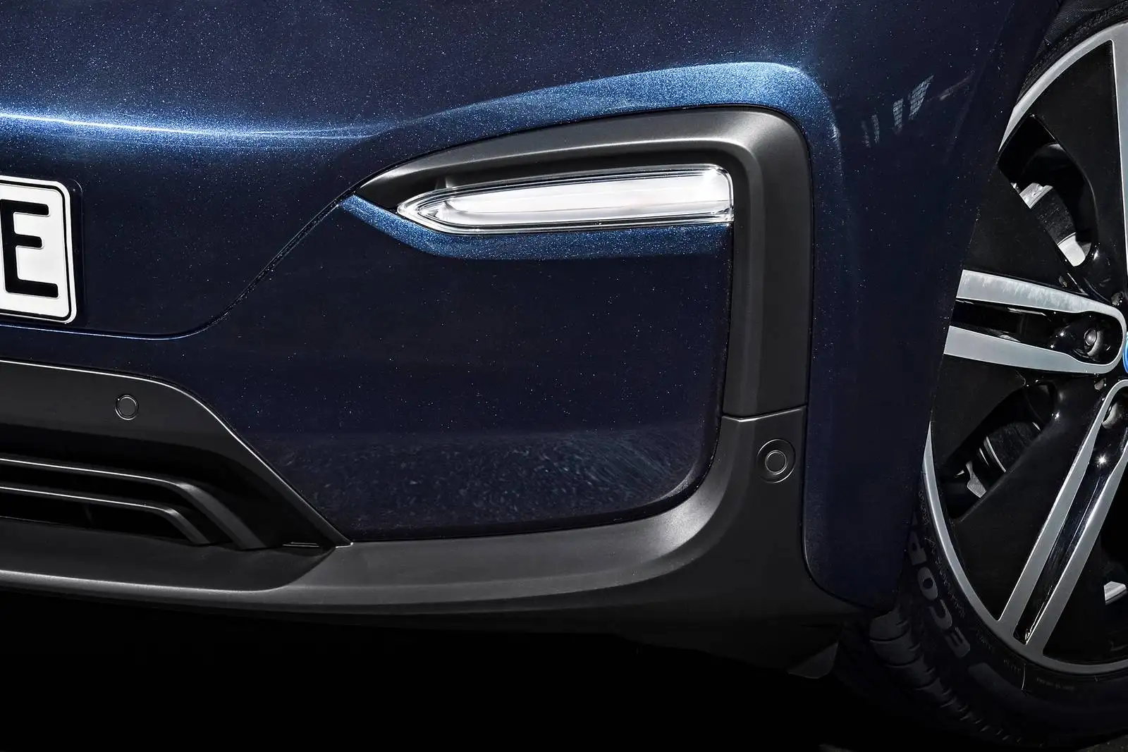 2021 BMW i3 Review: Price, Range, Performance