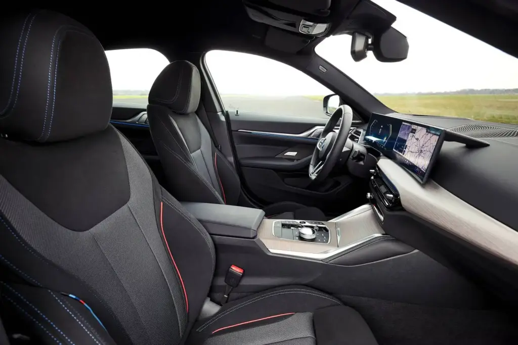 2025 BMW i4 Review: Worth the Premium Price? 6 image 85 85