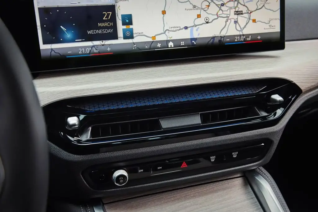 2025 BMW i4 Review: Worth the Premium Price? 9 image 85 88